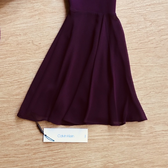 Calvin Klein Chiffon Sleeve Dress - Picture 7 of 7